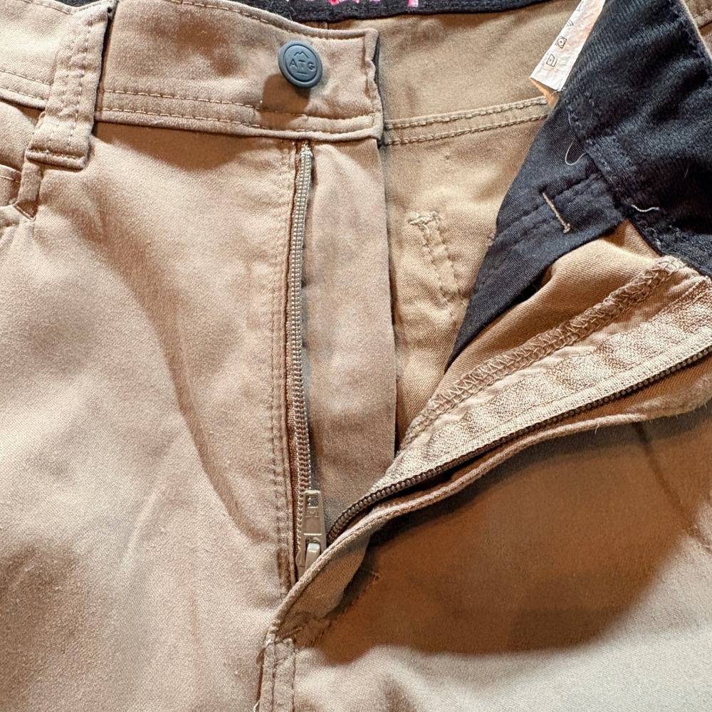 Wrangler ATG Pants Mens 32x34 Brown Nylon Stretch Hiking Outdoor Utility Pants - Picture 3 of 9
